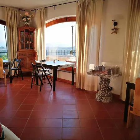 La Terrazza Sui Fieschi Oda ve Kahvaltı 4*