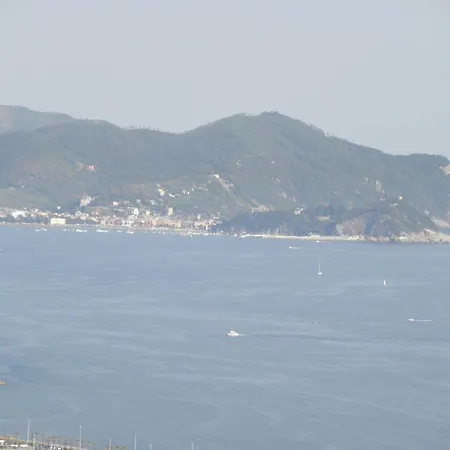 La Terrazza Sui Fieschi 4*