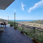La Terrazza Sui Fieschi Bed & Breakfast