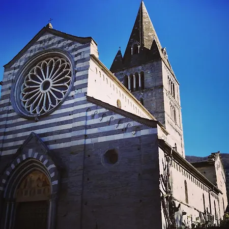Beb La Terrazza Sui Fieschi Frühstückspension 3*