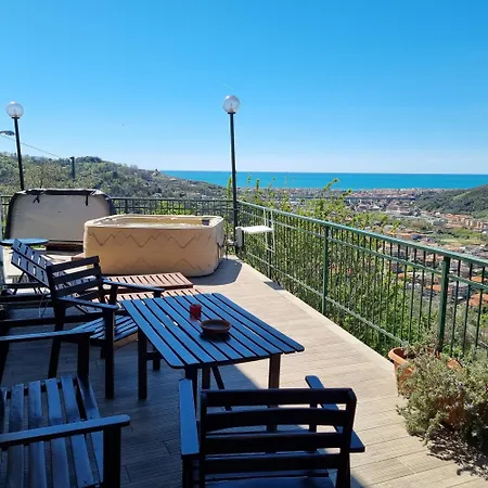 Beb La Terrazza Sui Fieschi Frühstückspension 3*