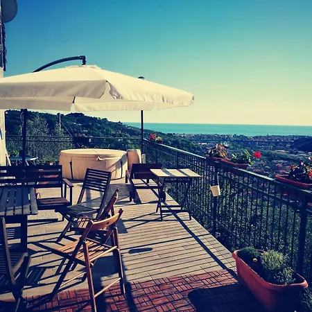 La Terrazza Sui Fieschi Bed & Breakfast 4*